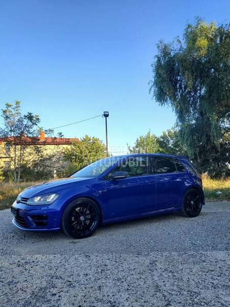 Volkswagen Golf 7 R