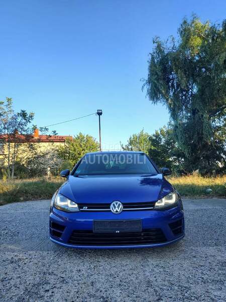 Volkswagen Golf 7 R