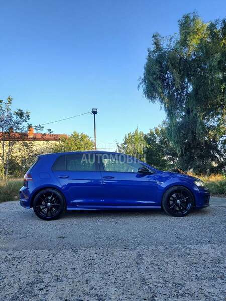 Volkswagen Golf 7 R