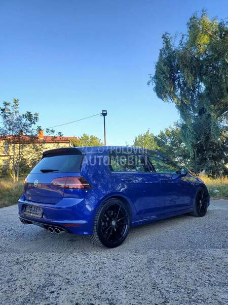 Volkswagen Golf 7 R