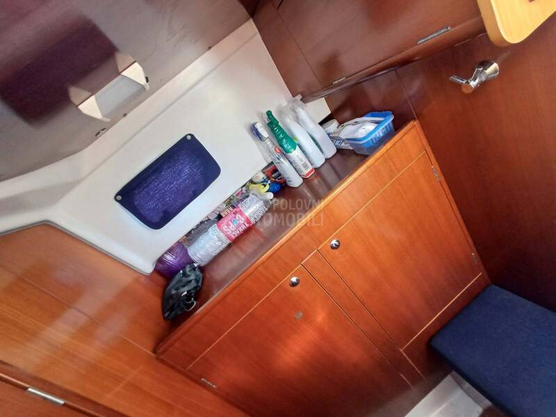 Beneteau Amtares 9