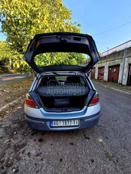 Opel Astra H 