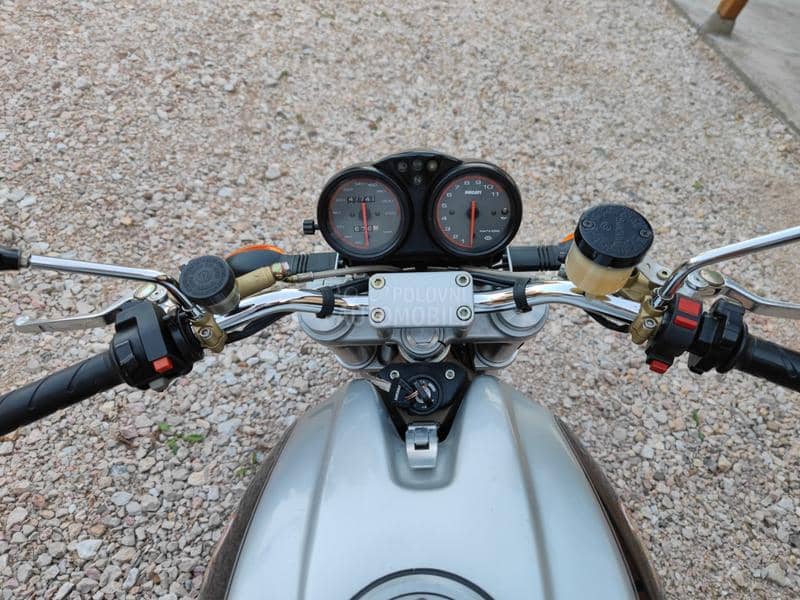 Ducati monster 900 ie