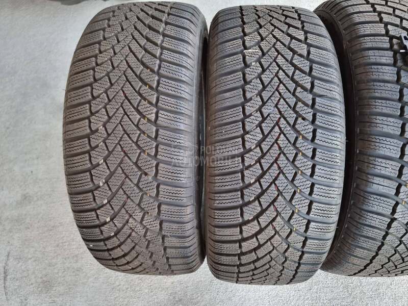 Bridgestone 205/50 R17 Zimska