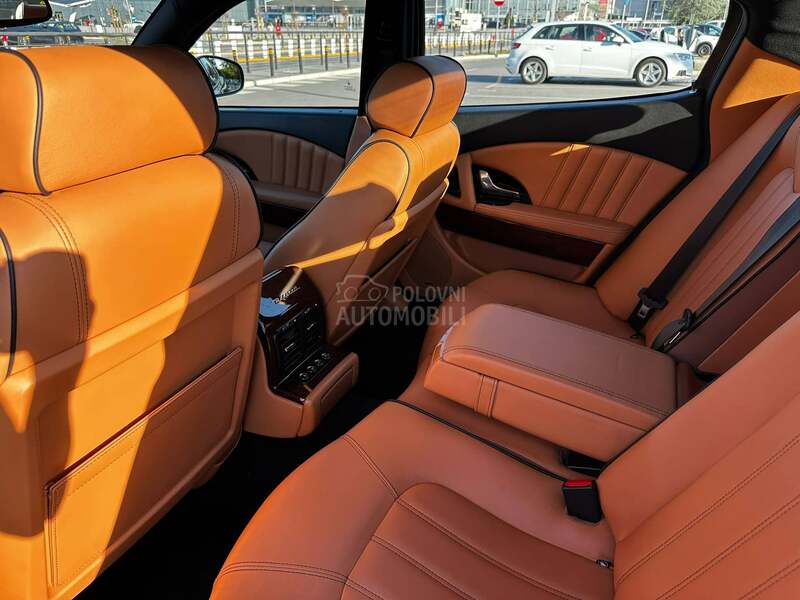 Maserati Quattroporte 