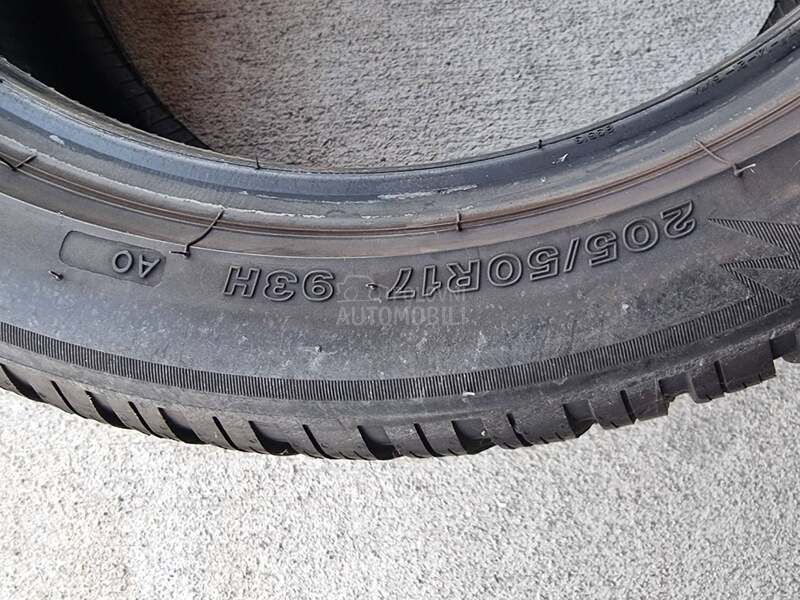 Bridgestone 205/50 R17 Zimska