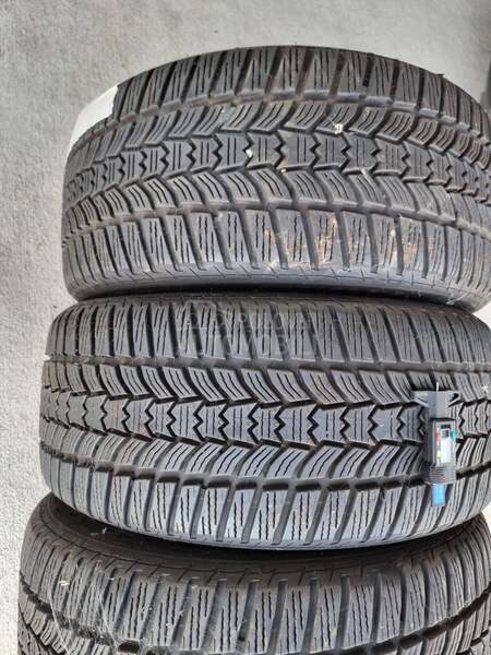 Sava 225/40 R18 Zimska