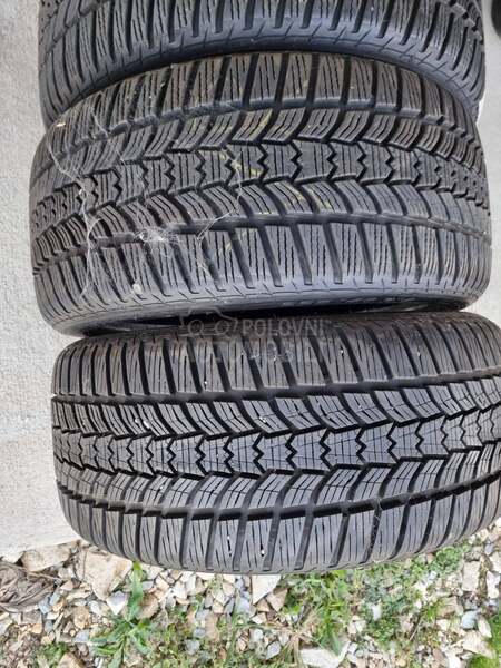 Sava 225/40 R18 Zimska