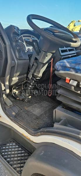 Iveco 80E180 KLIZNI NAVOZ