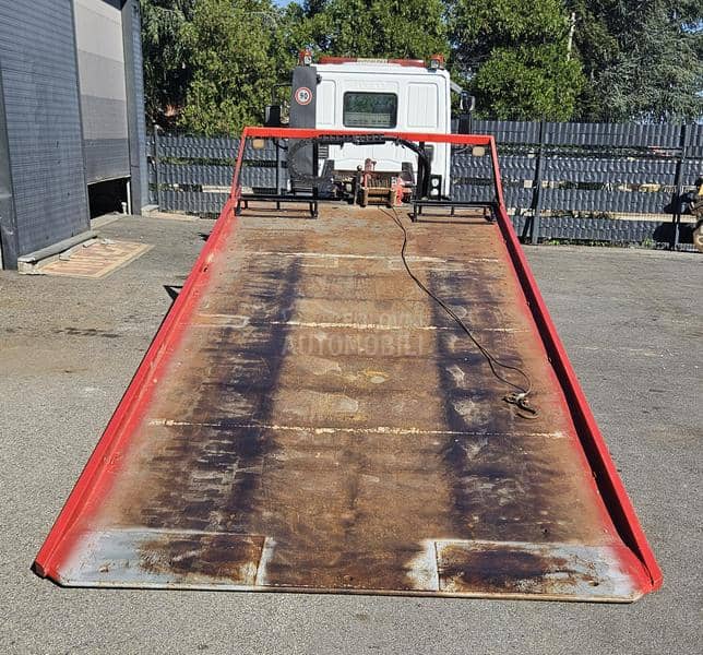 Iveco 80E180 KLIZNI NAVOZ