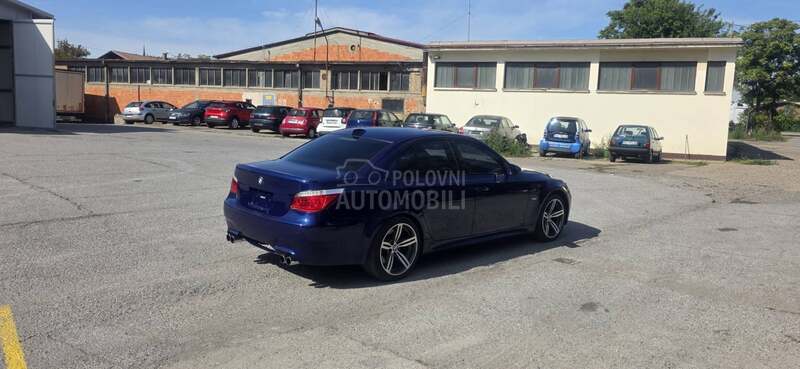 BMW M5 v10