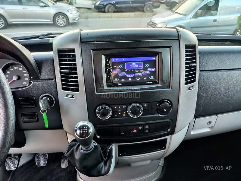 Volkswagen Crafter 2.0 TDI L2H2 KLIMA