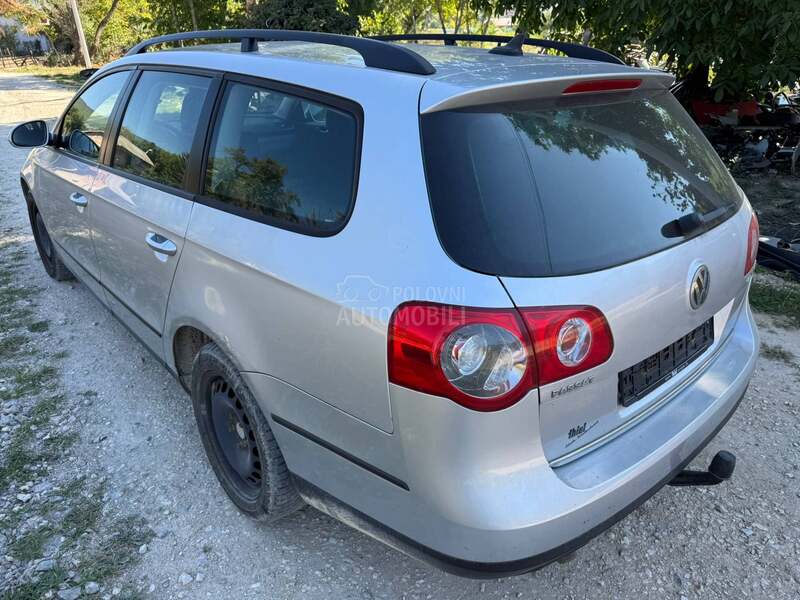 Volkswagen Passat B6 Delovi 2008. god. -  kompletan auto u delovima