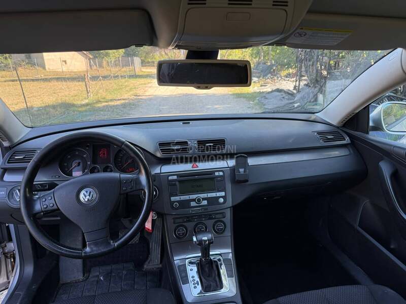 Volkswagen Passat B6 Delovi 2008. god. -  kompletan auto u delovima