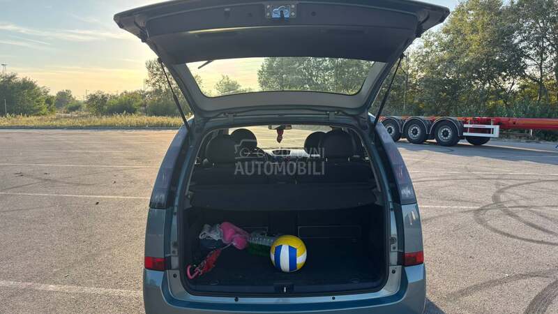Opel Meriva Facelift