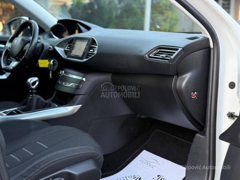 Peugeot 308 RATA 119E