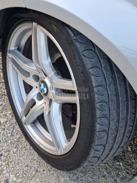 BMW 318 F30