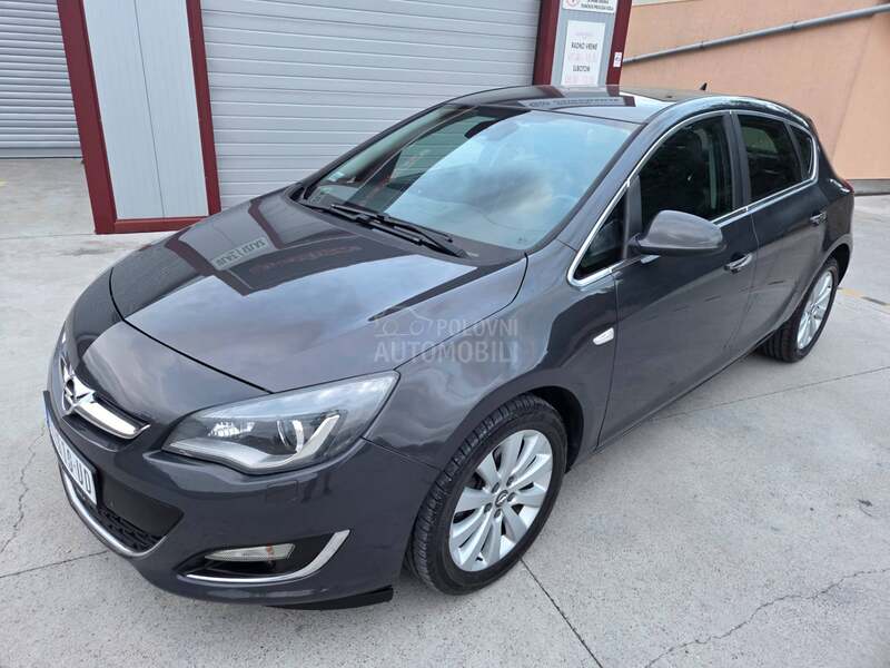 Opel Astra J 2.0 COSMO  NAV/AUT