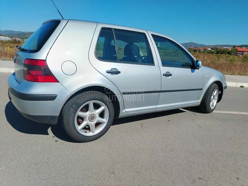 Volkswagen Golf 4 1.4 16V