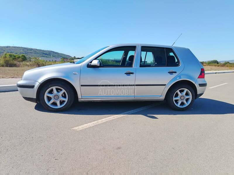 Volkswagen Golf 4 1.4 16V