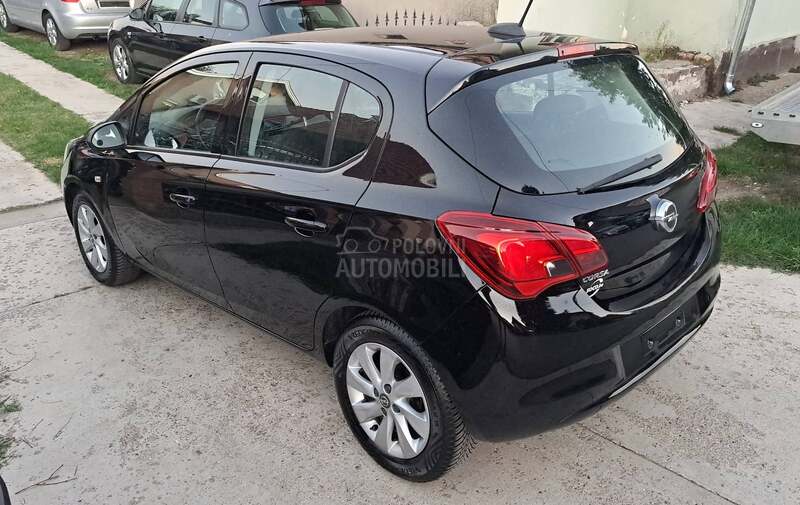 Opel Corsa E 1.2 N.A.V.I