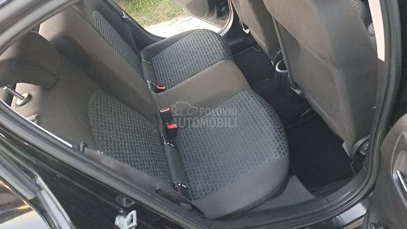 Opel Corsa E 1.2 N.A.V.I
