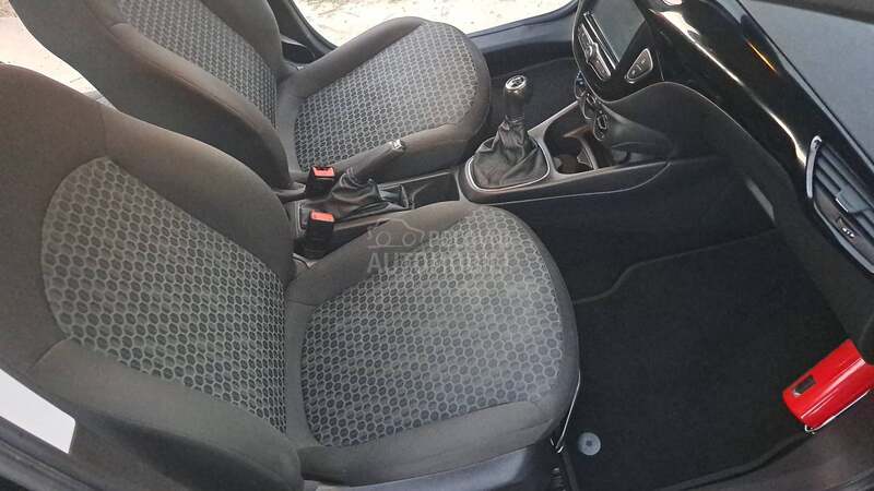 Opel Corsa E 1.2 N.A.V.I