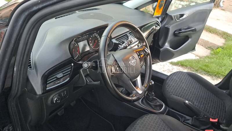 Opel Corsa E 1.2 N.A.V.I
