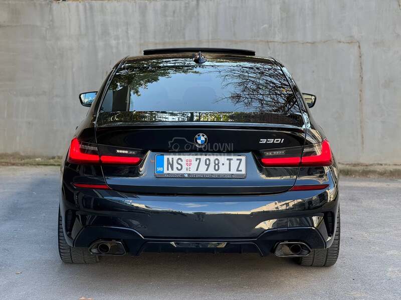 BMW 330 i M Paket