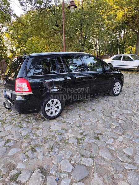 Opel Zafira 