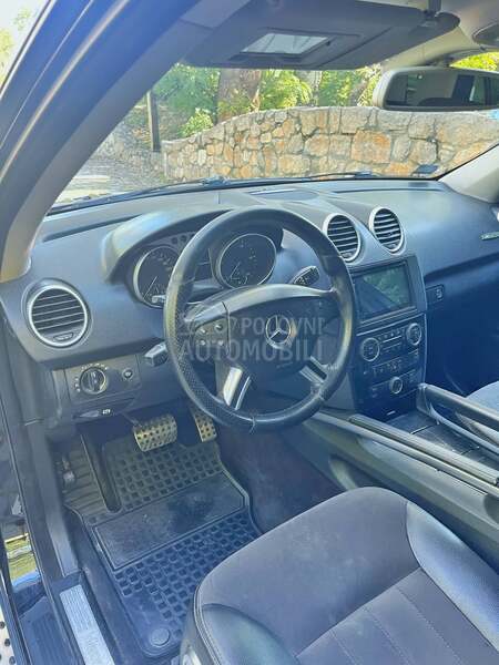 Mercedes Benz ML 320 