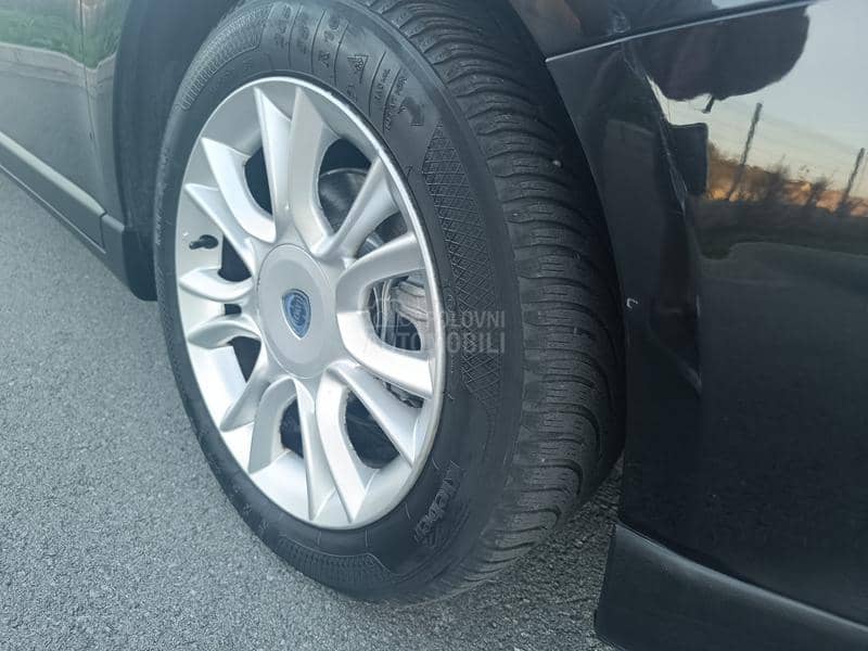 Lancia Delta 1.4 tjet