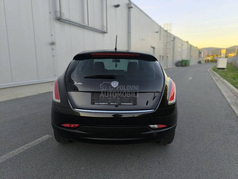 Lancia Delta 1.4 tjet