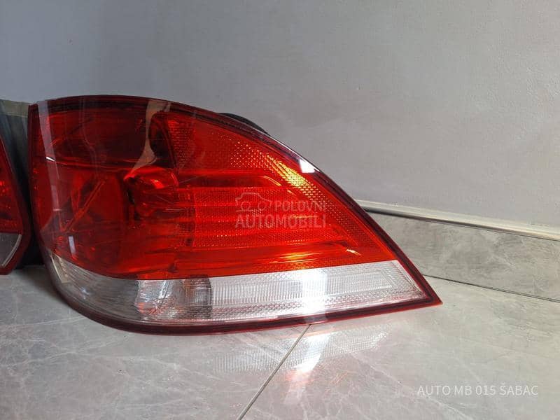 STOP LAMPE GOLF 5 KAR I