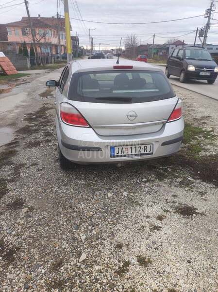 Opel Astra H 1.7 cdti