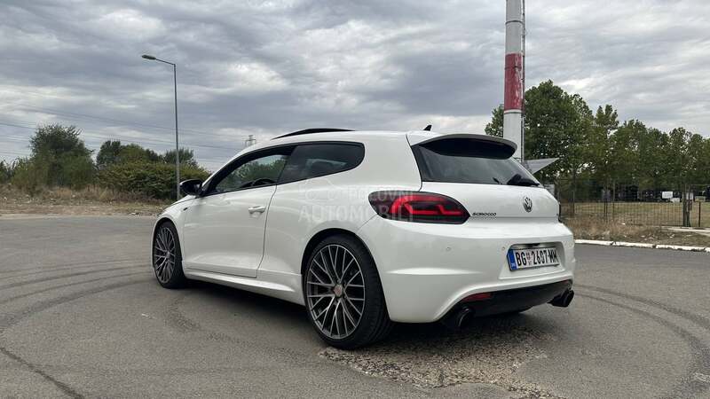 Volkswagen Scirocco R LINE