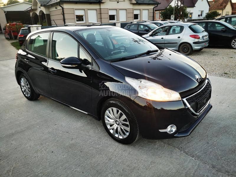 Peugeot 208 1.4hdi.