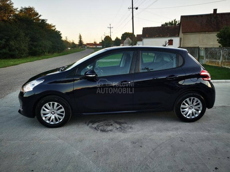 Peugeot 208 1.4hdi.