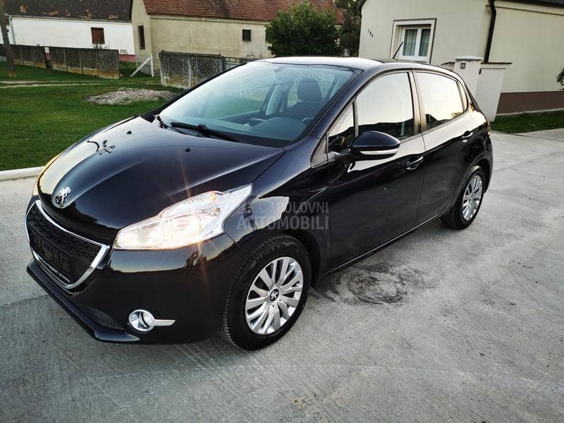 Peugeot 208 1.4hdi.