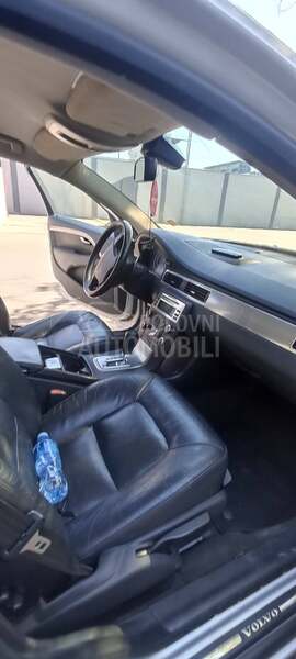 Volvo S80 