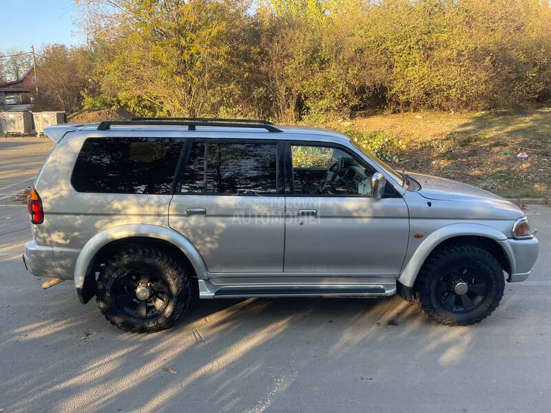 Mitsubishi Pajero Sport 3.0