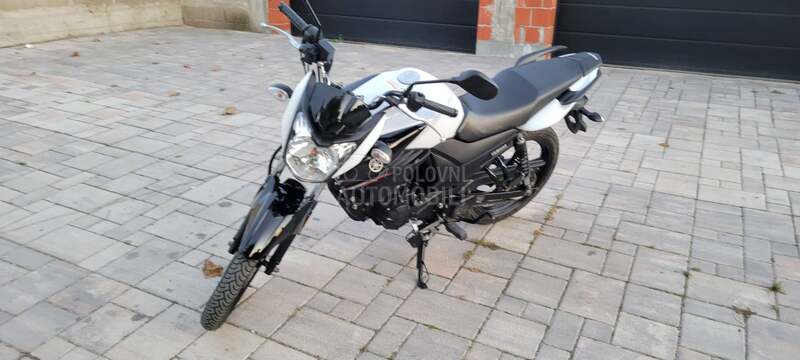 Yamaha YS 125