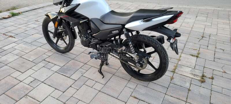 Yamaha YS 125