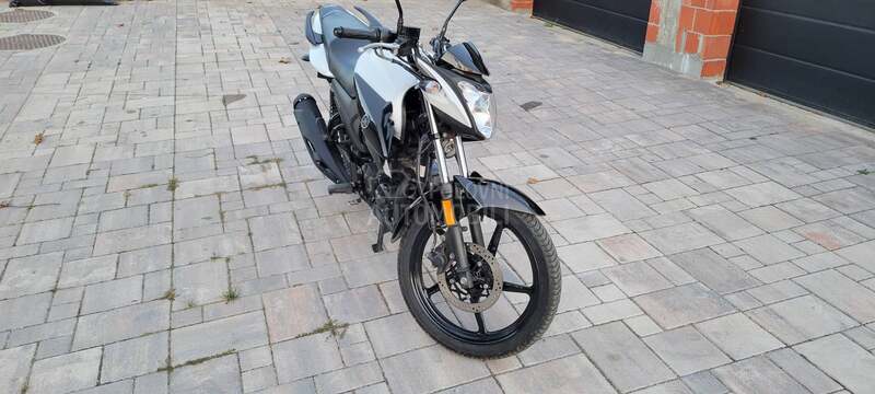 Yamaha YS 125