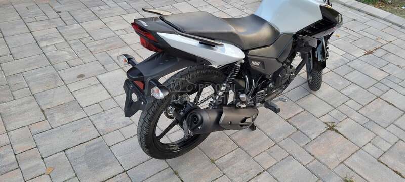 Yamaha YS 125