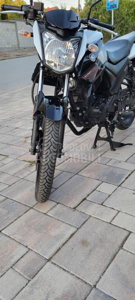 Yamaha YS 125
