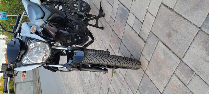 Yamaha YS 125