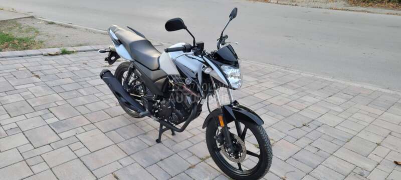 Yamaha YS 125