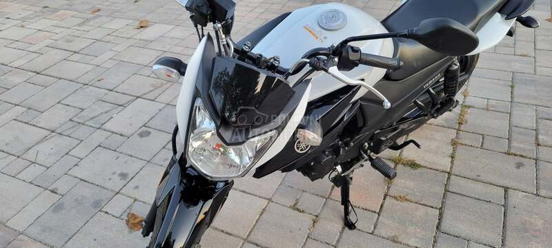 Yamaha YS 125