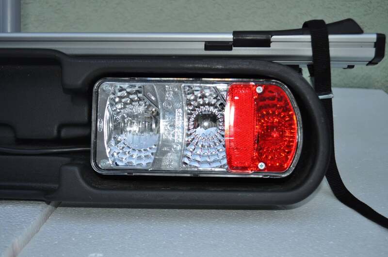 Unitec Evolution auto nosac za kuku za 2 bicikle